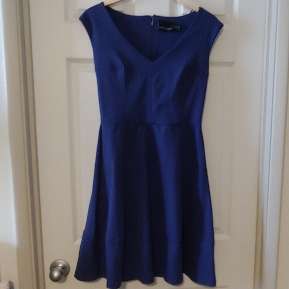 Cynthia Rowley Dresses & Skirts - Navy Cynthia Rowley dress Cynthia Rowley Dresses & Skirts - Navy Cynthia Rowley dress